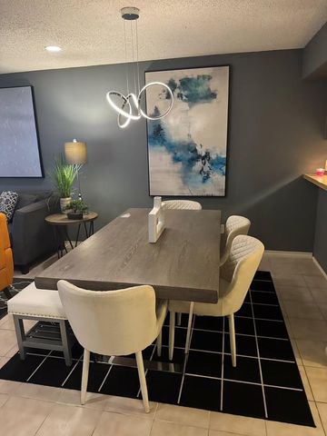 3131 Southwest Frwy Freeway B17, Houston, TX 77098