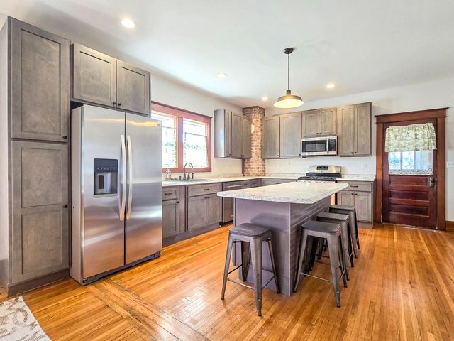 423 Loop Road, Hustonville, KY 40437