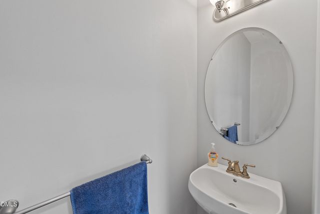 9211 Calabria Drive 205, Raleigh, NC 27617