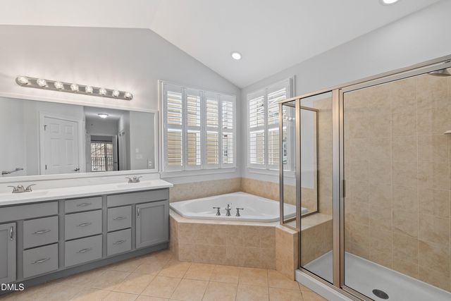 9211 Calabria Drive 205, Raleigh, NC 27617