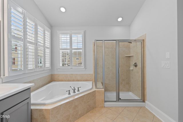 9211 Calabria Drive 205, Raleigh, NC 27617