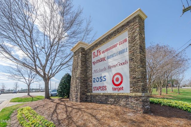 9211 Calabria Drive 205, Raleigh, NC 27617