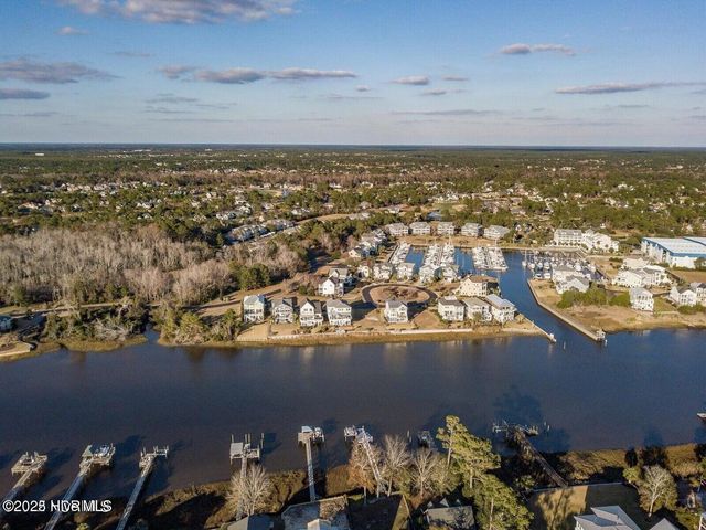 4135 Preston Place, Southport, NC 28461
