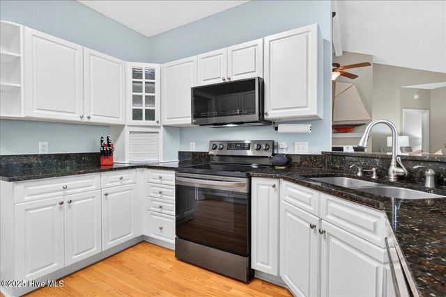 4135 Preston Place, Southport, NC 28461