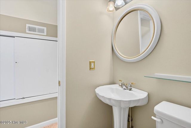 4135 Preston Place, Southport, NC 28461