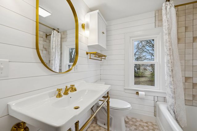 900 Belmont Ave, Shelbyville, TN 37160