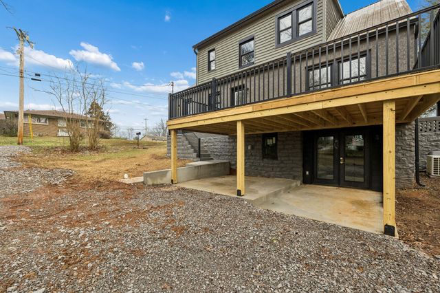 900 Belmont Ave, Shelbyville, TN 37160