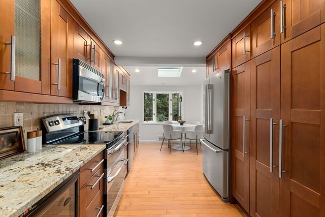 78 Vine St, Newton, MA 02467