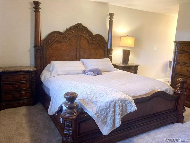 11449 W Bayshore Drive, Crystal River, FL 34429