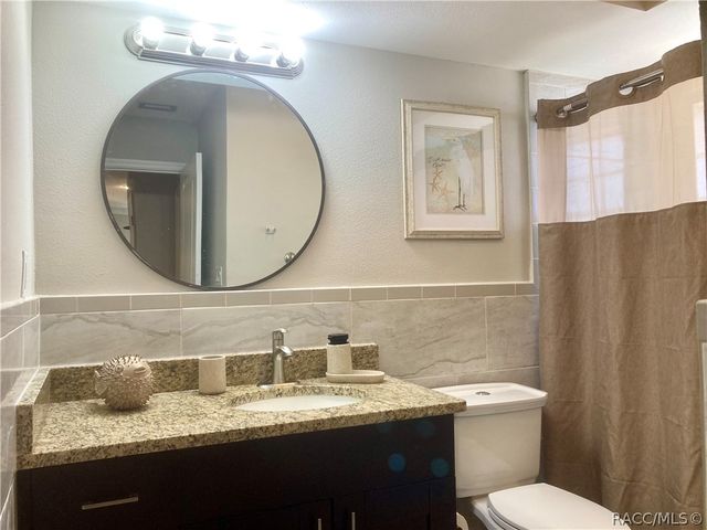 11449 W Bayshore Drive, Crystal River, FL 34429