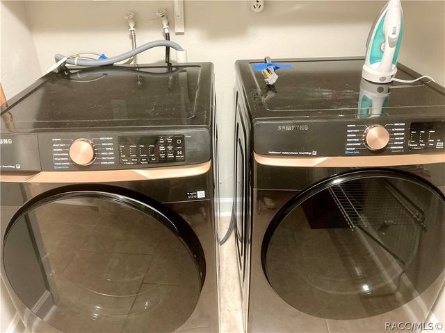 11449 W Bayshore Drive, Crystal River, FL 34429