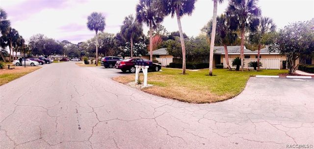 11449 W Bayshore Drive, Crystal River, FL 34429