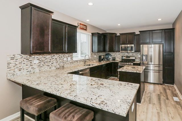 1110 Waterfront Lane, Pingree Grove, IL 60140