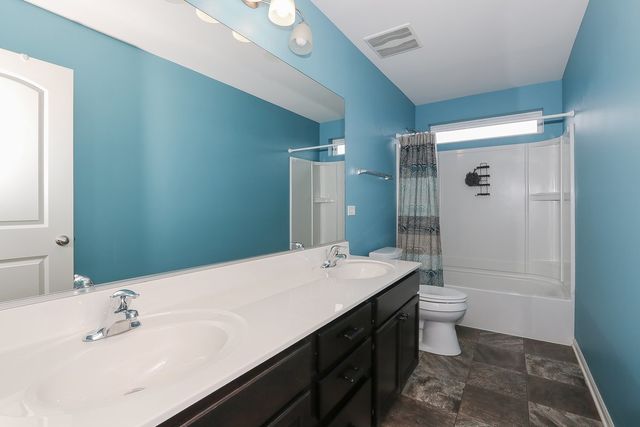 1110 Waterfront Lane, Pingree Grove, IL 60140
