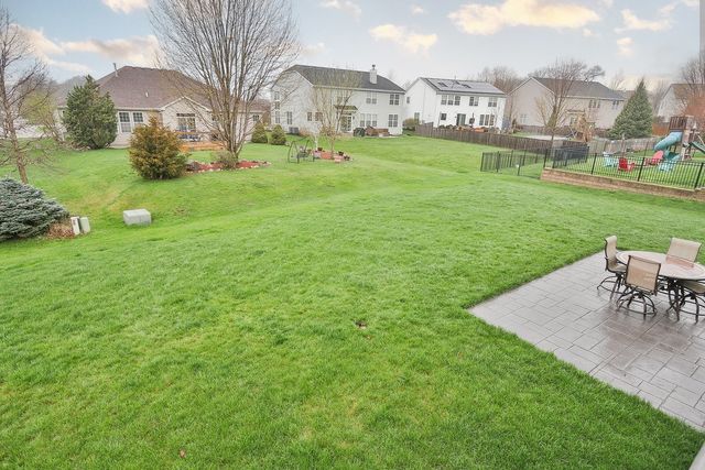 1110 Waterfront Lane, Pingree Grove, IL 60140