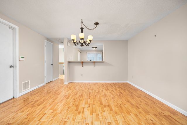 7 Midway Drive 7, Cromwell, CT 06416