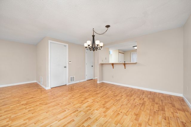 7 Midway Drive 7, Cromwell, CT 06416