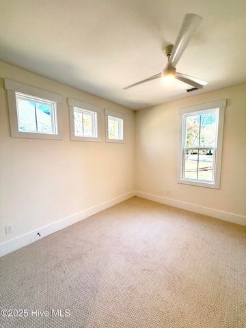 1357 Oak Glen Court SE, Bolivia, NC 28422