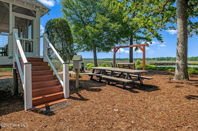 1357 Oak Glen Court SE, Bolivia, NC 28422