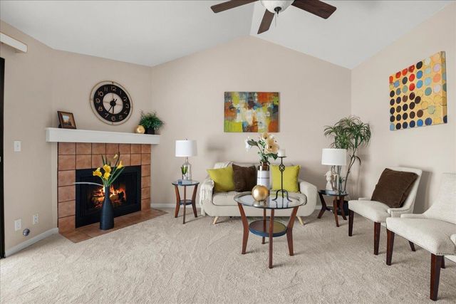 6318 Joaquin Murieta Ave F, Newark, CA 94560