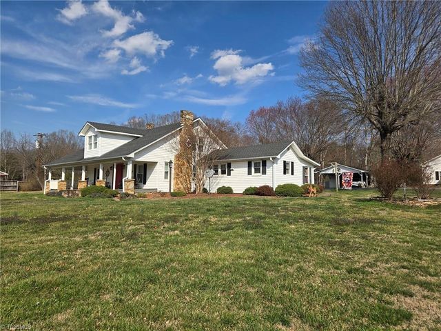 4581 NC Highway 66 S, King, NC 27021