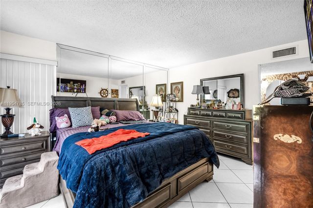 9140 SW 123rd Ct 203Q, Miami, FL 33186