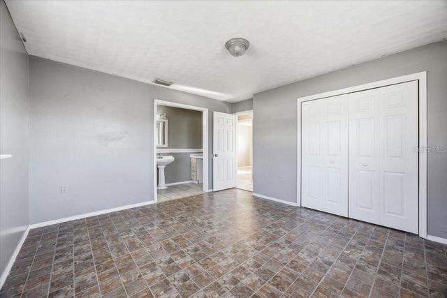 3947 PIPKIN CREEK ROAD, Lakeland, FL 33811