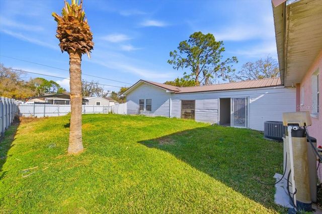 3947 PIPKIN CREEK ROAD, Lakeland, FL 33811