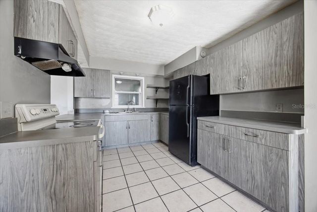 3947 PIPKIN CREEK ROAD, Lakeland, FL 33811