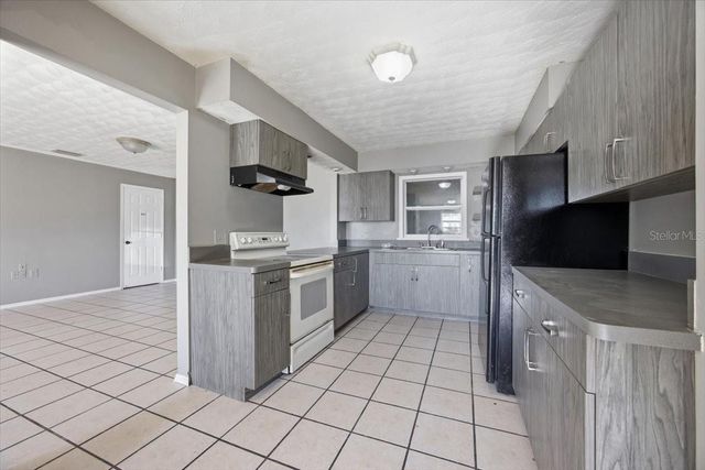 3947 PIPKIN CREEK ROAD, Lakeland, FL 33811