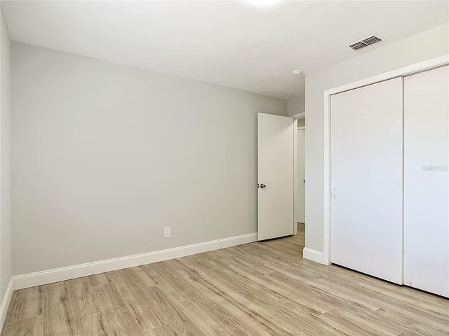 1495 GRANADA AVENUE, Daytona Beach, FL 32117