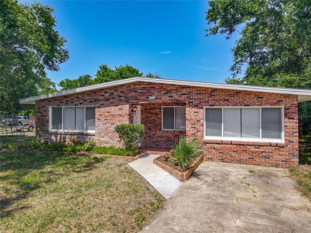 1495 GRANADA AVENUE, Daytona Beach, FL 32117