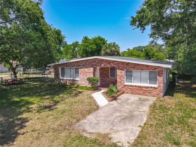 1495 GRANADA AVENUE, Daytona Beach, FL 32117