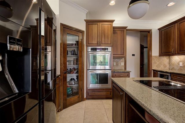 2601 Stratton Drive, Edmond, OK 73013