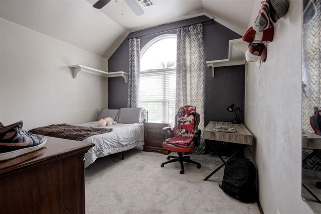 2601 Stratton Drive, Edmond, OK 73013