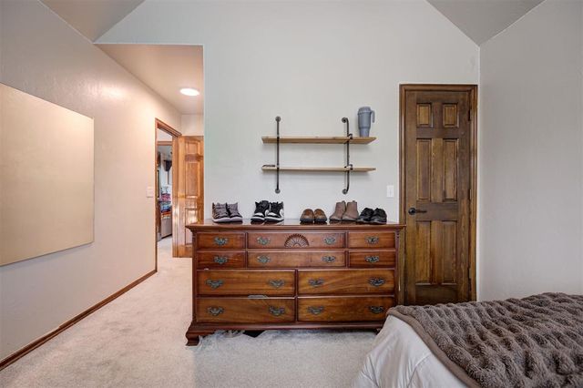 2601 Stratton Drive, Edmond, OK 73013