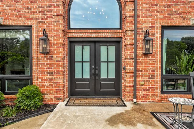 2601 Stratton Drive, Edmond, OK 73013