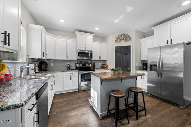 5348 Northpointe Farms Trail, Efland, NC 27243