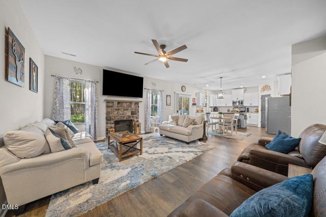 5348 Northpointe Farms Trail, Efland, NC 27243