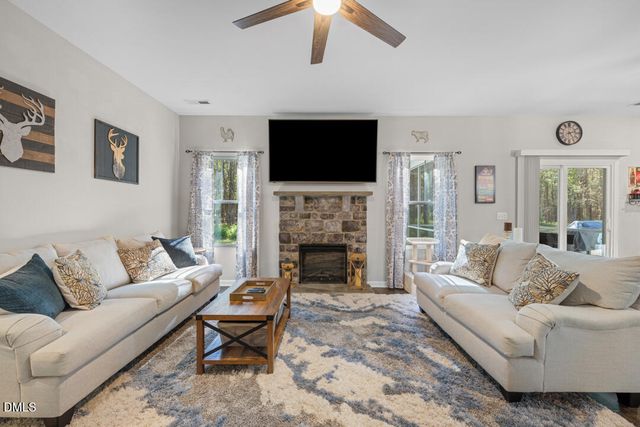 5348 Northpointe Farms Trail, Efland, NC 27243