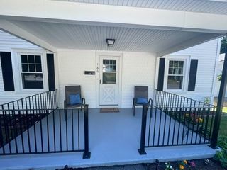 186 North St, Ware, MA 01082