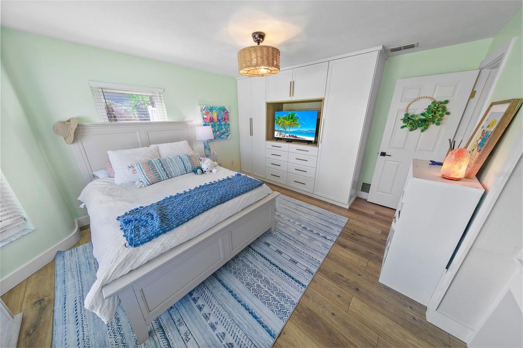 Image 29 of property listing at 4748 RIVERGLEN BOULEVARD, Ponce Inlet, FL 32127