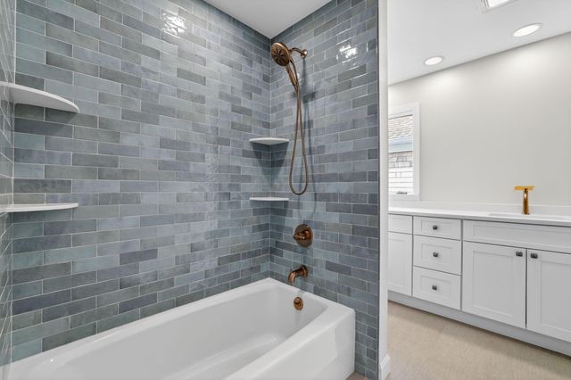 18 Juniper Circle UNIT 18, Brewster, MA 02631