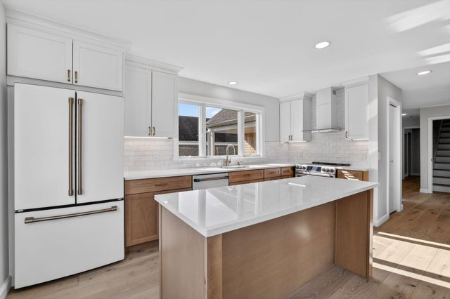 18 Juniper Circle UNIT 18, Brewster, MA 02631