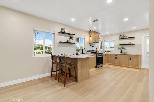 2801 Adriatic Avenue, Long Beach, CA 90810
