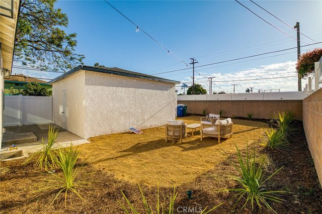 2801 Adriatic Avenue, Long Beach, CA 90810