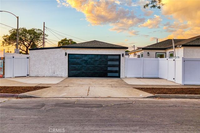 2801 Adriatic Avenue, Long Beach, CA 90810