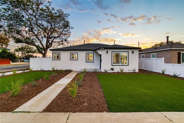 2801 Adriatic Avenue, Long Beach, CA 90810