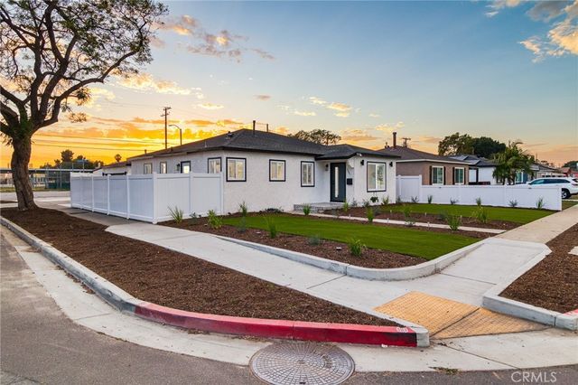 2801 Adriatic Avenue, Long Beach, CA 90810