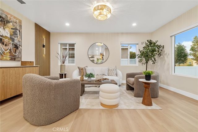 2801 Adriatic Avenue, Long Beach, CA 90810